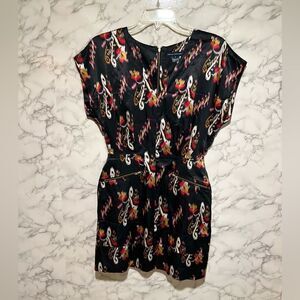 French Connection Printed Silk Blend
Mini Dress Size 2